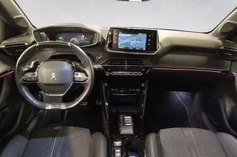 Peugeot 208, 1.2, 74 kW, bensiin, automaat, esivedu