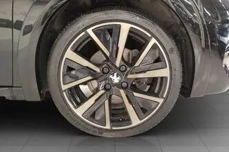 Peugeot 208, 1.2, 74 kW, bensiin, automaat, esivedu