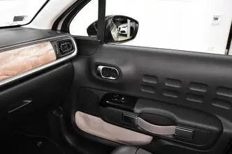 Citroën C3, bensiin, manuaal, esivedu