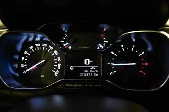 Citroën C3, bensiin, manuaal, esivedu