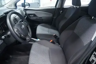 Toyota Yaris, 1.3, 73 kW, petrol, automatic, front-wheel drive