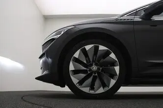 Škoda Enyaq, 150 kW, elekter, automaat, tagavedu