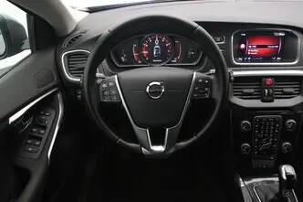 Volvo V40, 2.0, 90 kW, bensiin, manuaal, esivedu