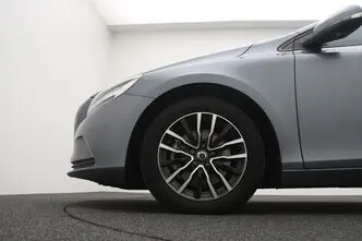 Volvo V40, 2.0, 90 kW, bensiin, manuaal, esivedu