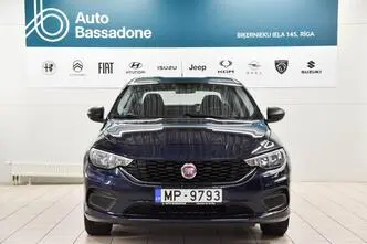 Fiat Tipo, bensiin, manuaal, esivedu