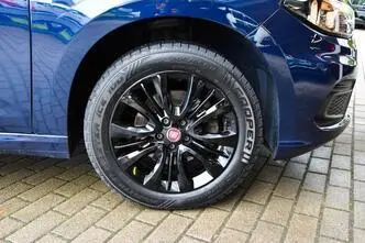 Fiat Tipo, bensiin, manuaal, esivedu