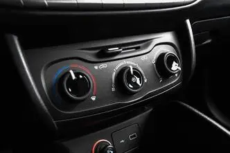 Fiat Tipo, bensiin, manuaal, esivedu