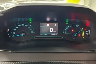 Peugeot 2008, elekter, automaat, esivedu