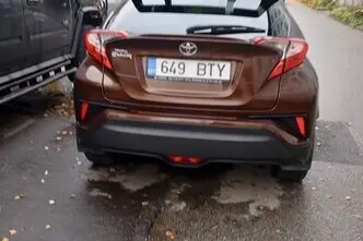 Toyota C-HR, 1.2, 85 kW, bensiin, automaat, esivedu
