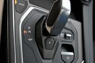 Lynk&Co 01, 1.5, 192 kW, bensiin, automaat, esivedu