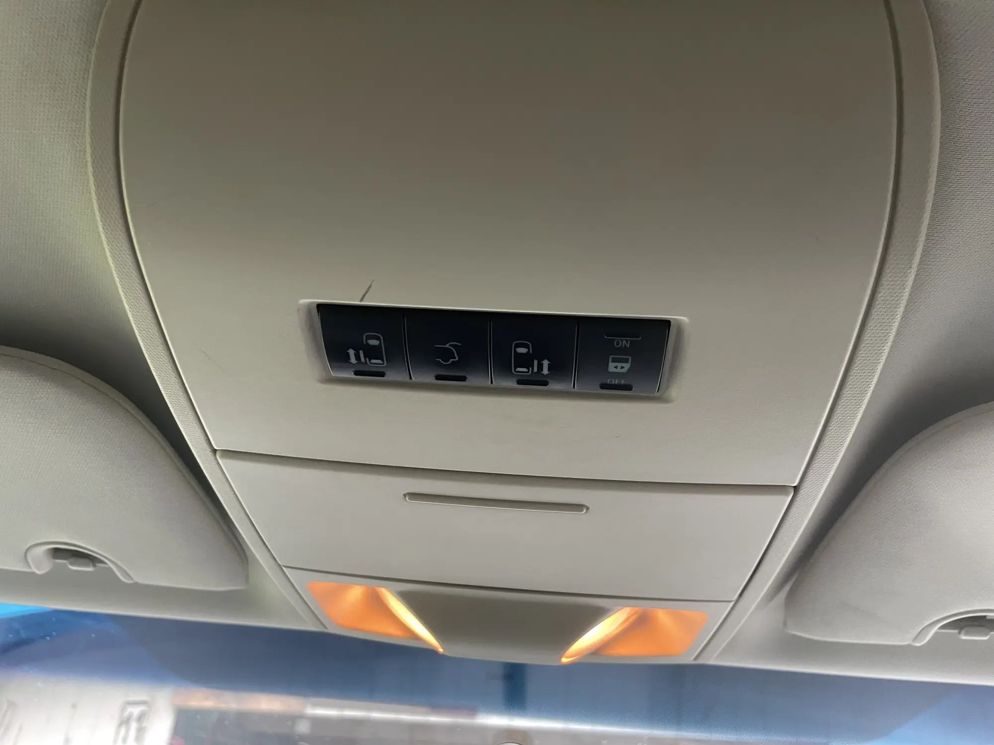 Chrysler TOWN & COUNTRY, 3.3, 134 kW, bensiin+lpg, automaat, esivedu