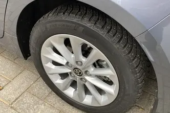 Toyota Corolla, 1.8, 72 kW, hübriid, automaat, esivedu