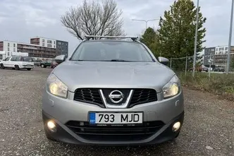 Nissan Qashqai+2, 2.0, 110 kW, dīzelis, automātiskā, pilnpiedziņa