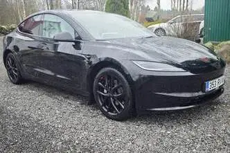 Tesla Model 3, 153 kW, elekter, automaat, nelikvedu