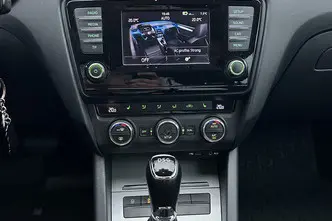 Škoda Octavia, 1.8, 132 kW, bensiin, automaat, esivedu
