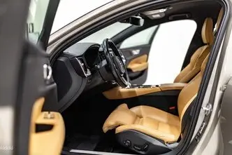 Volvo V60, 2.0, 214 kW, pistikhübriid, automaat, nelikvedu