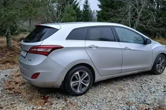 Hyundai i30, 1.6, 99 kW, petrol, manual, front-wheel drive