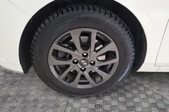 Hyundai i20, 1.0, 73 kW, petrol, automatic, front-wheel drive