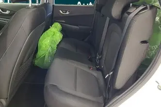 Hyundai Kona, 100 kW, electric, automatic, front-wheel drive