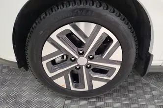 Hyundai Kona, 100 kW, electric, automatic, front-wheel drive