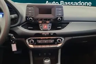 Hyundai i30, 1.0, 88 kW, petrol, automatic, front-wheel drive