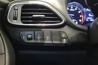 Hyundai i30, 1.0, 88 kW, petrol, automatic, front-wheel drive