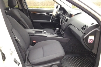 Mercedes-Benz C 180, 2.1, 88 kW, дизель, автомат, задний привод