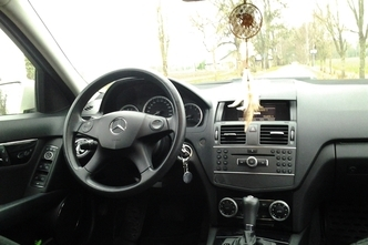 Mercedes-Benz C 180, 2.1, 88 kW, дизель, автомат, задний привод