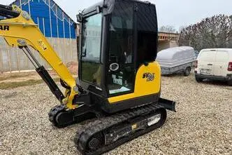 Yanmar SV26, 17.6 kW, diisel