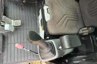 Yanmar SV26, 17.6 kW, diisel