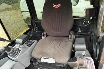 Yanmar SV26, 17.6 kW, diisel