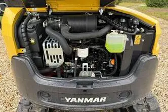 Yanmar SV26, 17.6 kW, diisel
