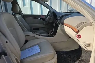 Mercedes-Benz 320, 3.2, 165 kW, benzīns, automatic, four-wheel drive