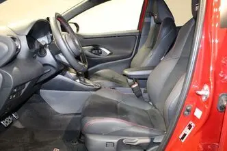 Toyota Yaris, 1.5, 68 kW, hübriid, automaat, esivedu