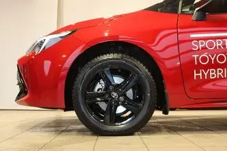 Toyota Corolla, 1.8, 72 kW, гибрид, автомат, передний привод