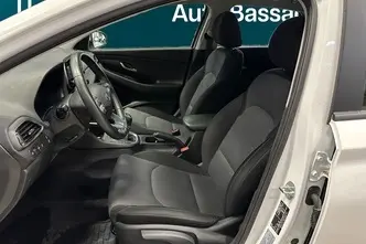 Hyundai i30, 1.5, 80 kW, bensiin, manuaal, esivedu