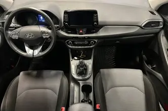 Hyundai i30, 1.5, 80 kW, bensiin, manuaal, esivedu