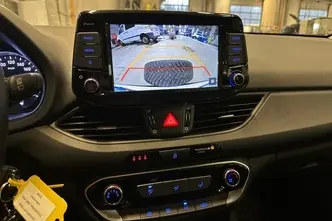 Hyundai i30, 1.5, 80 kW, bensiin, manuaal, esivedu