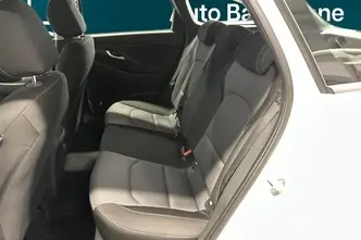 Hyundai i30, 1.5, 80 kW, bensiin, manuaal, esivedu