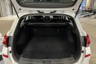 Hyundai i30, 1.5, 80 kW, bensiin, manuaal, esivedu