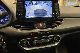 Hyundai i30, 1.5, 80 kW, bensiin, manuaal, esivedu