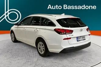 Hyundai i30, 1.5, 80 kW, bensiin, manuaal, esivedu