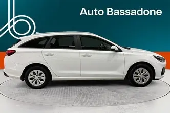 Hyundai i30, 1.5, 80 kW, bensiin, manuaal, esivedu