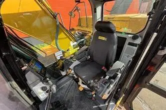 Caterpillar 320, 122 kW, дизель