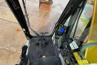 Caterpillar 320, 122 kW, дизель