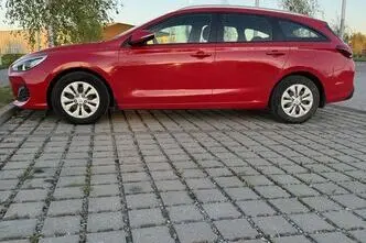 Hyundai i30, 1.4, 103 kW, бензин, автомат, передний привод
