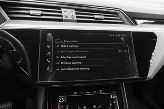 Audi e-tron, 300 kW, elekter, automaat, nelikvedu