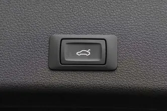 Audi e-tron, 300 kW, elekter, automaat, nelikvedu