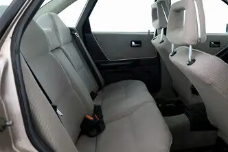 Audi 80, 1.8, 66 kW, bensiin