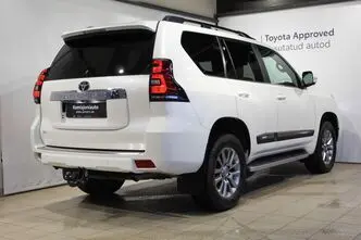 Toyota Land Cruiser, 2.8, 150 kW, diesel, automatic, four-wheel drive